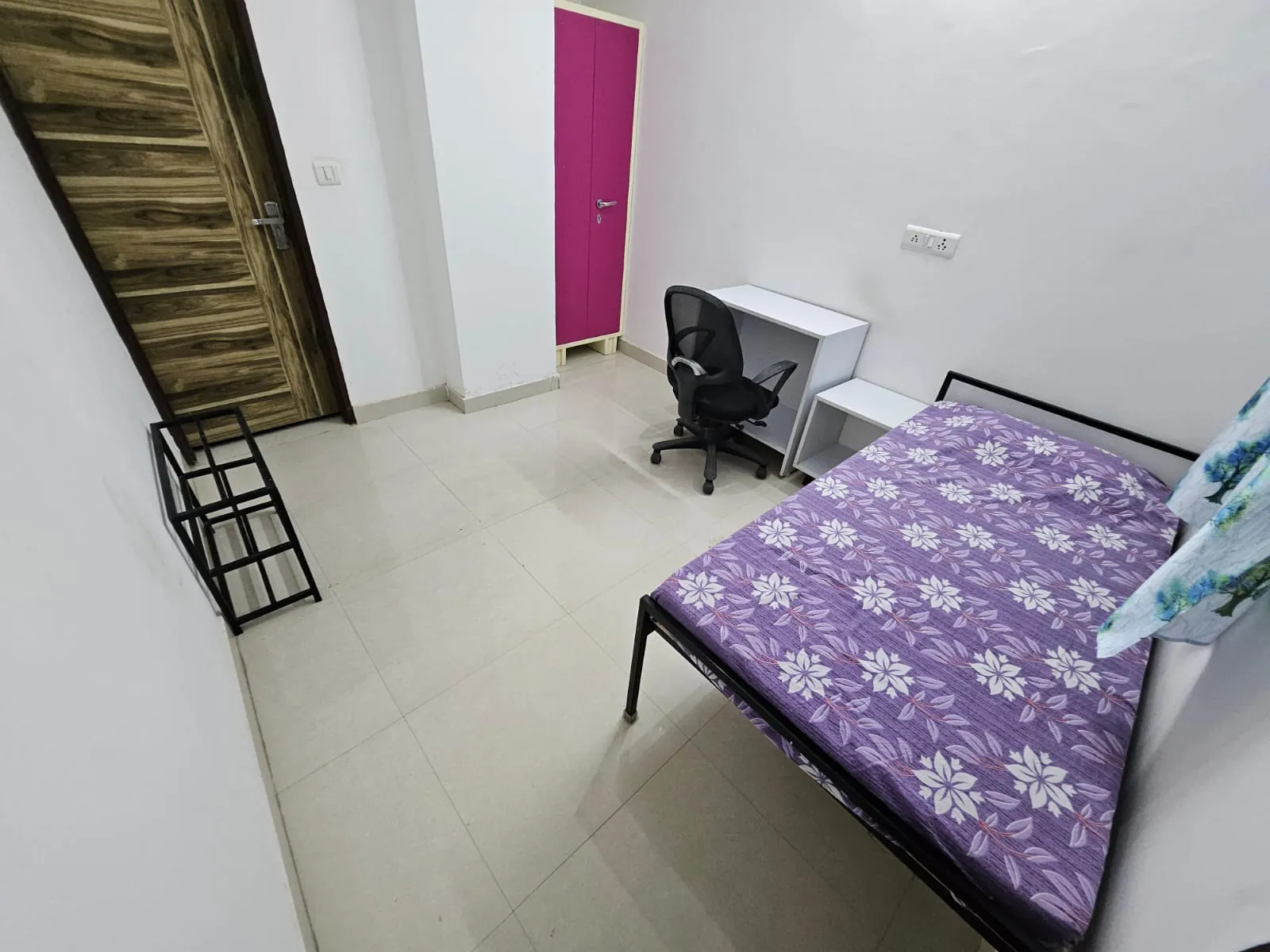 Fully Furnished Co-Living for rent in Block H Gurugram