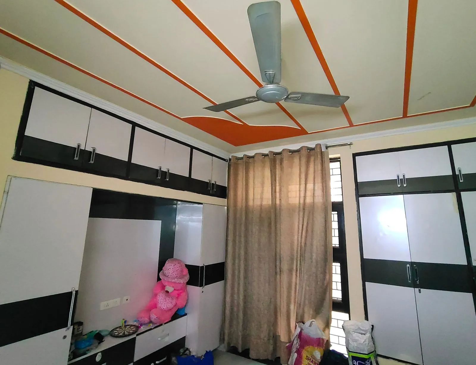 3 BHK Semi Furnished Independent Floor for rent in Delhi Public Gurugram