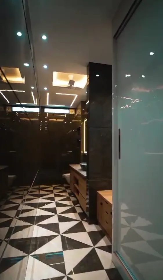 4 BHK + 1 Semi Furnished Independent House for rent in Sushant Lok Gurugram