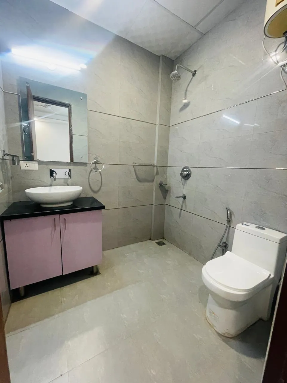 2 BHK Fully Furnished Independent Floor for rent in Sector 51 Gurugram