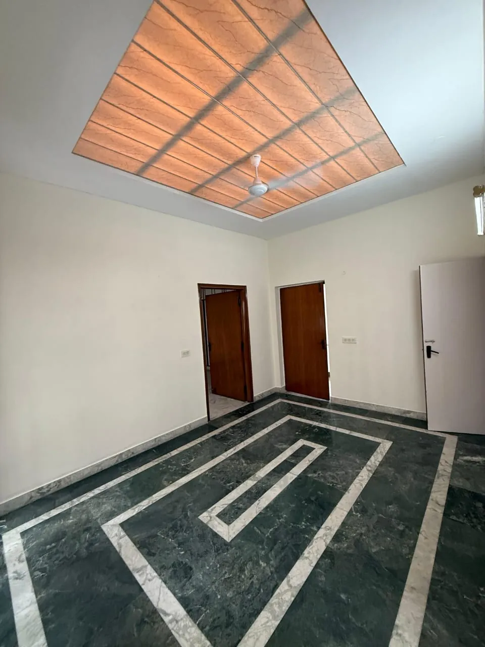 2 BHK + 1 Semi Furnished Apartment for rent in Block C New Delhi