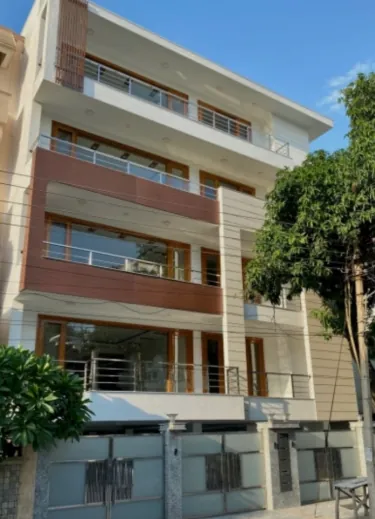 3 BHK Fully Furnished Independent Floor for rent in Greater Kailash New Delhi