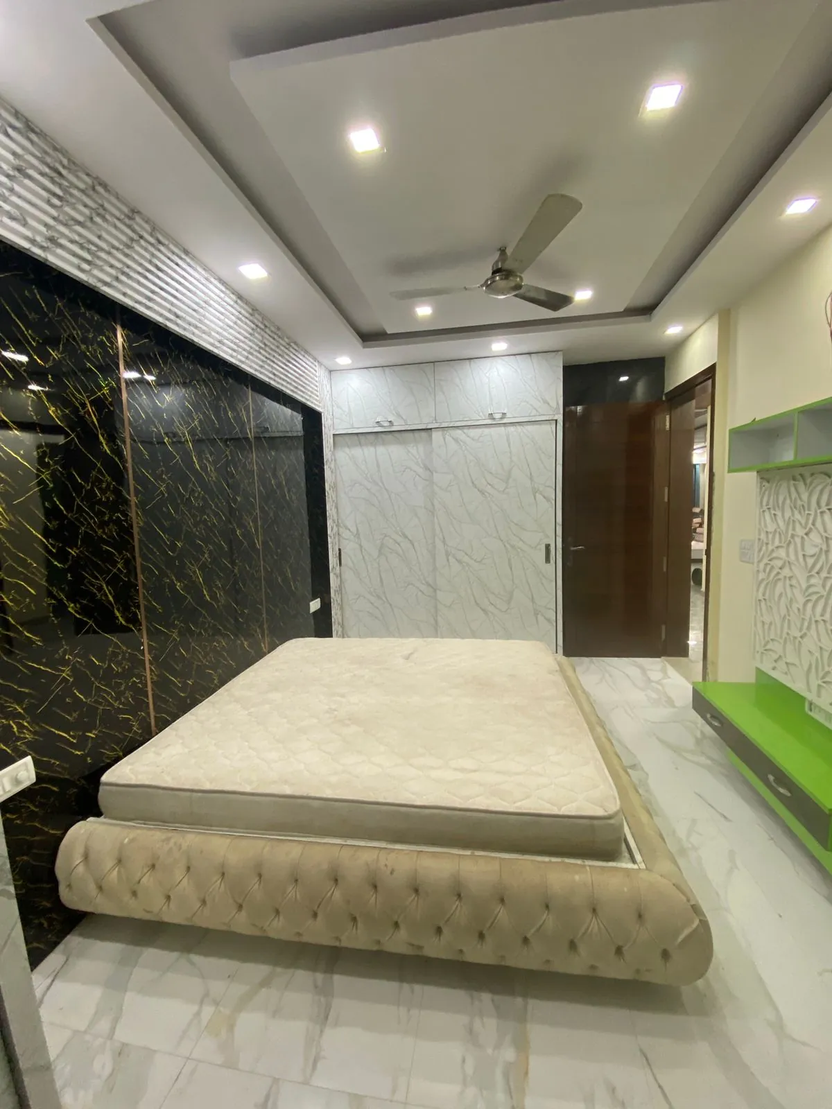 3 BHK Fully Furnished Apartment for rent in DLF Phase Gurugram