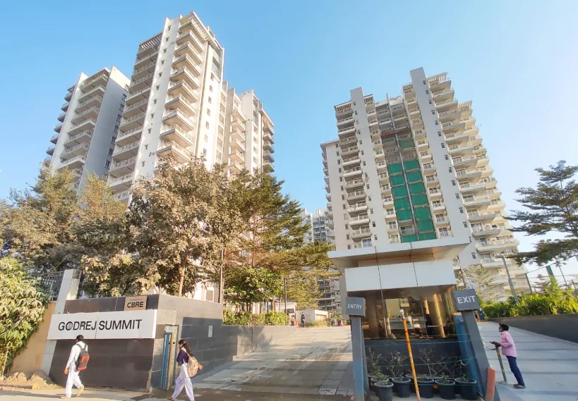 2 BHK Semi Furnished Apartment for rent in F2M2+8QH Dhanwapur Gurugram