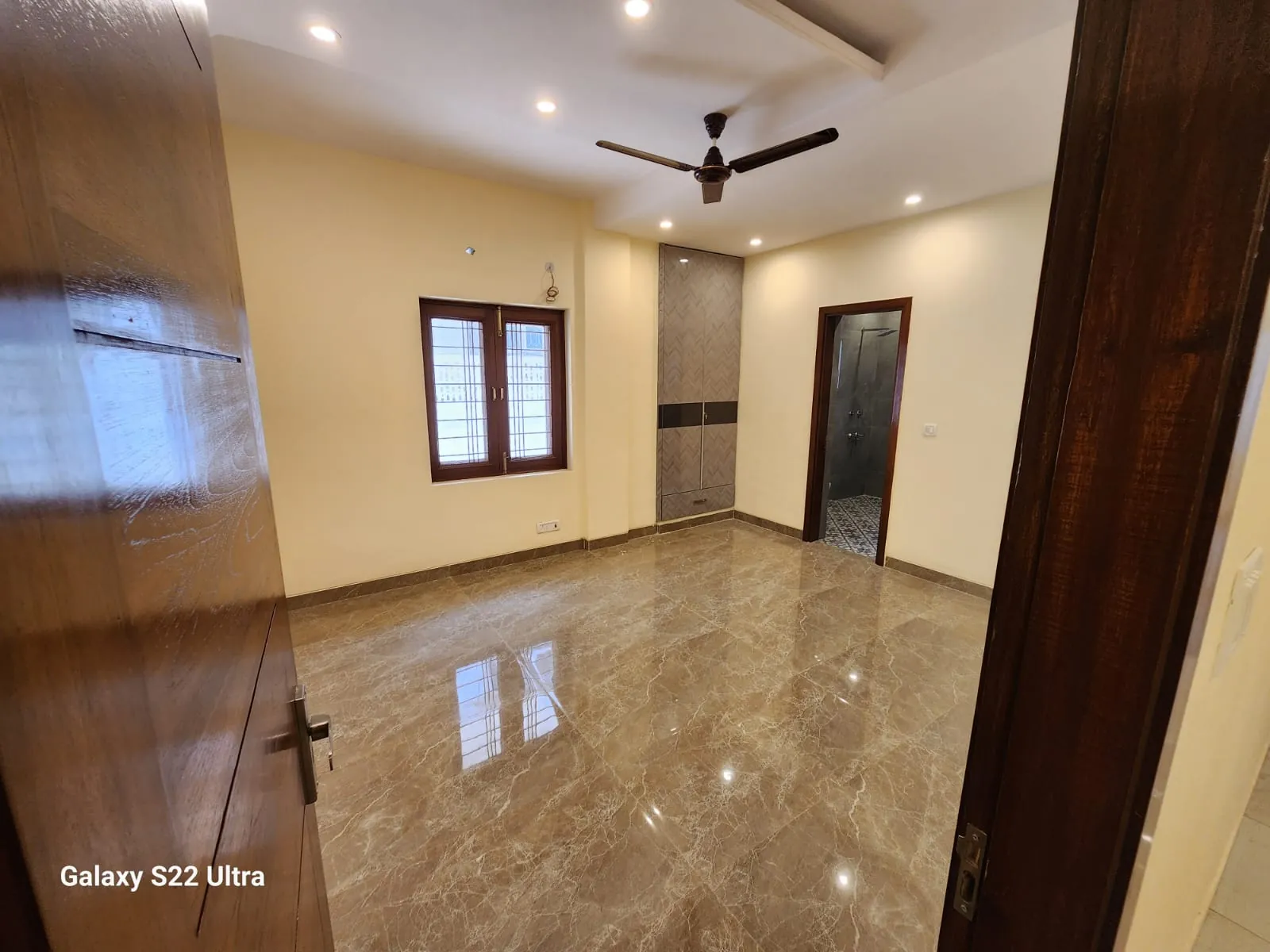 4 BHK Un Furnished Apartment for rent in Nehru Place New Delhi
