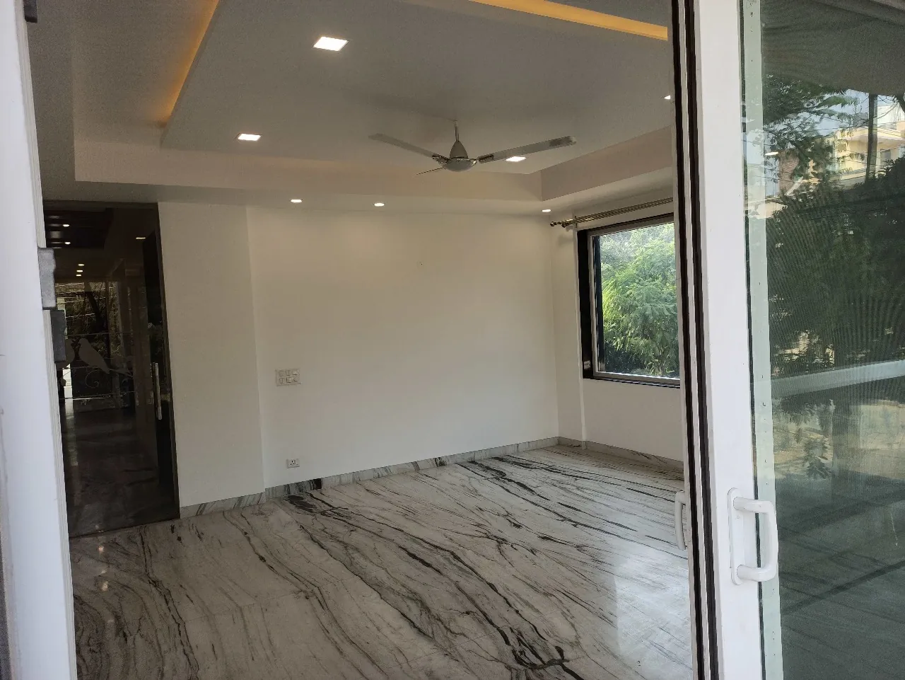 3 BHK + 1 Semi Furnished Independent Floor for rent in Sushant Lok Gurugram