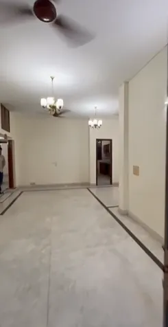 2 BHK + 1 Semi Furnished Independent Floor for rent in Sushant Lok Gurugram