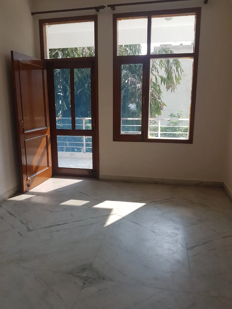 3 BHK Semi Furnished Independent House for rent in Sector 43 Gurugram