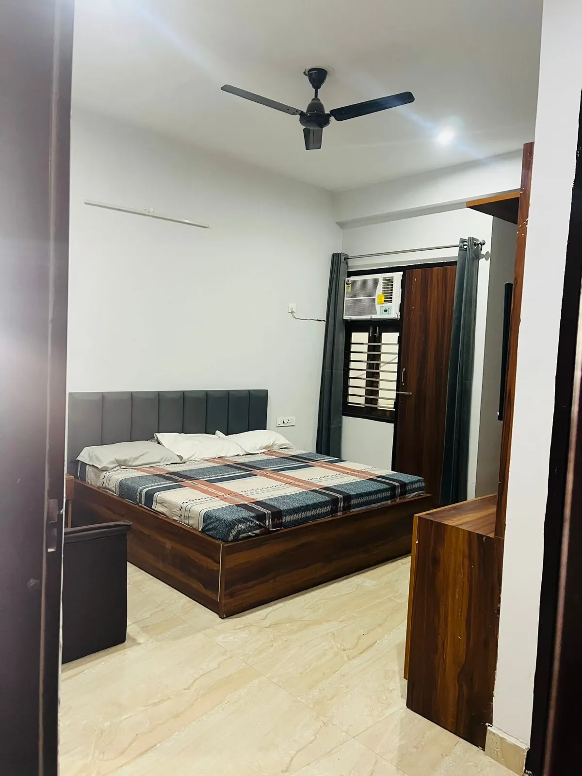 1 Rk Fully Furnished Room for rent in Sector 39 Gurugram
