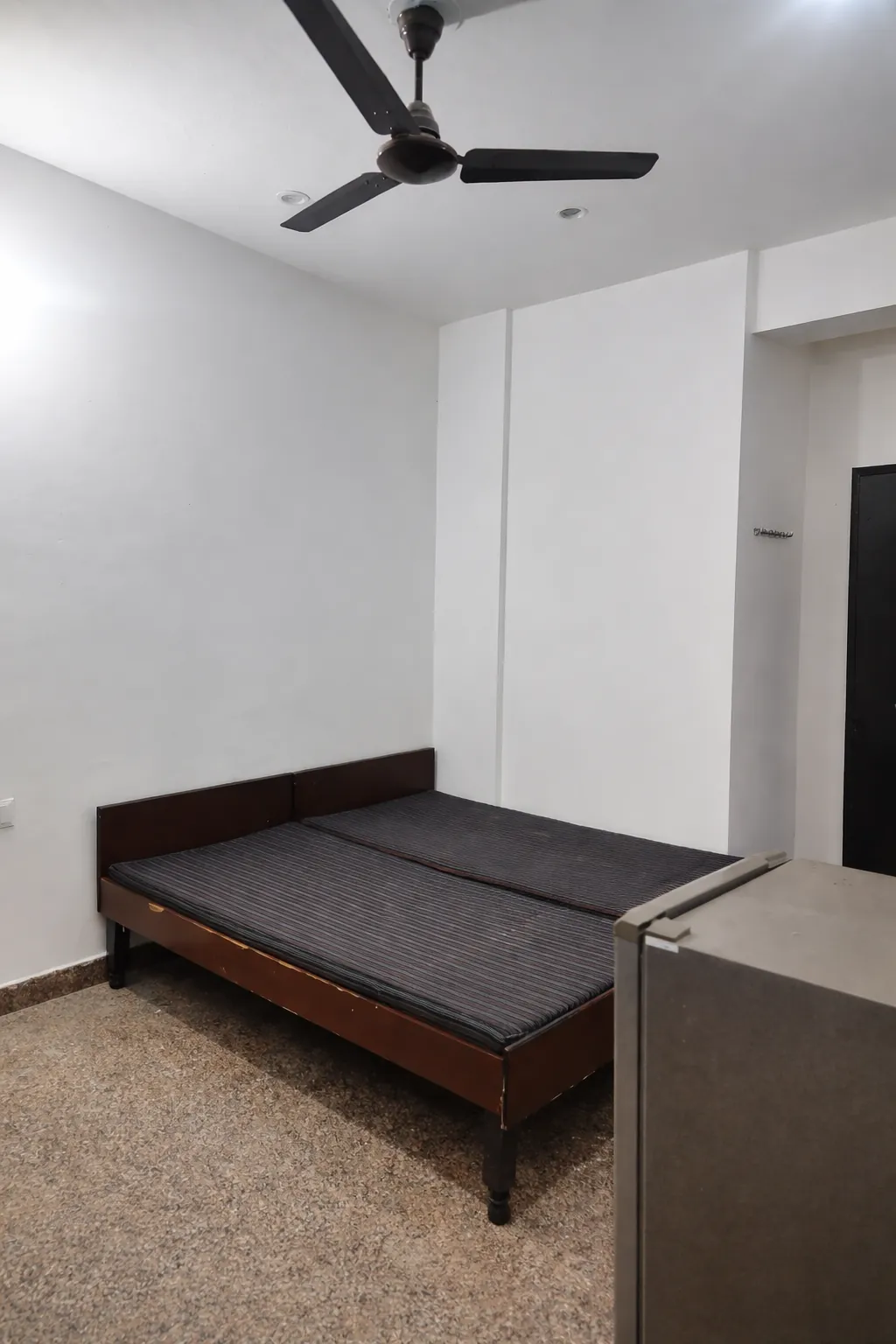 1 Rk Fully Furnished Room for rent in Sector 46 Gurugram