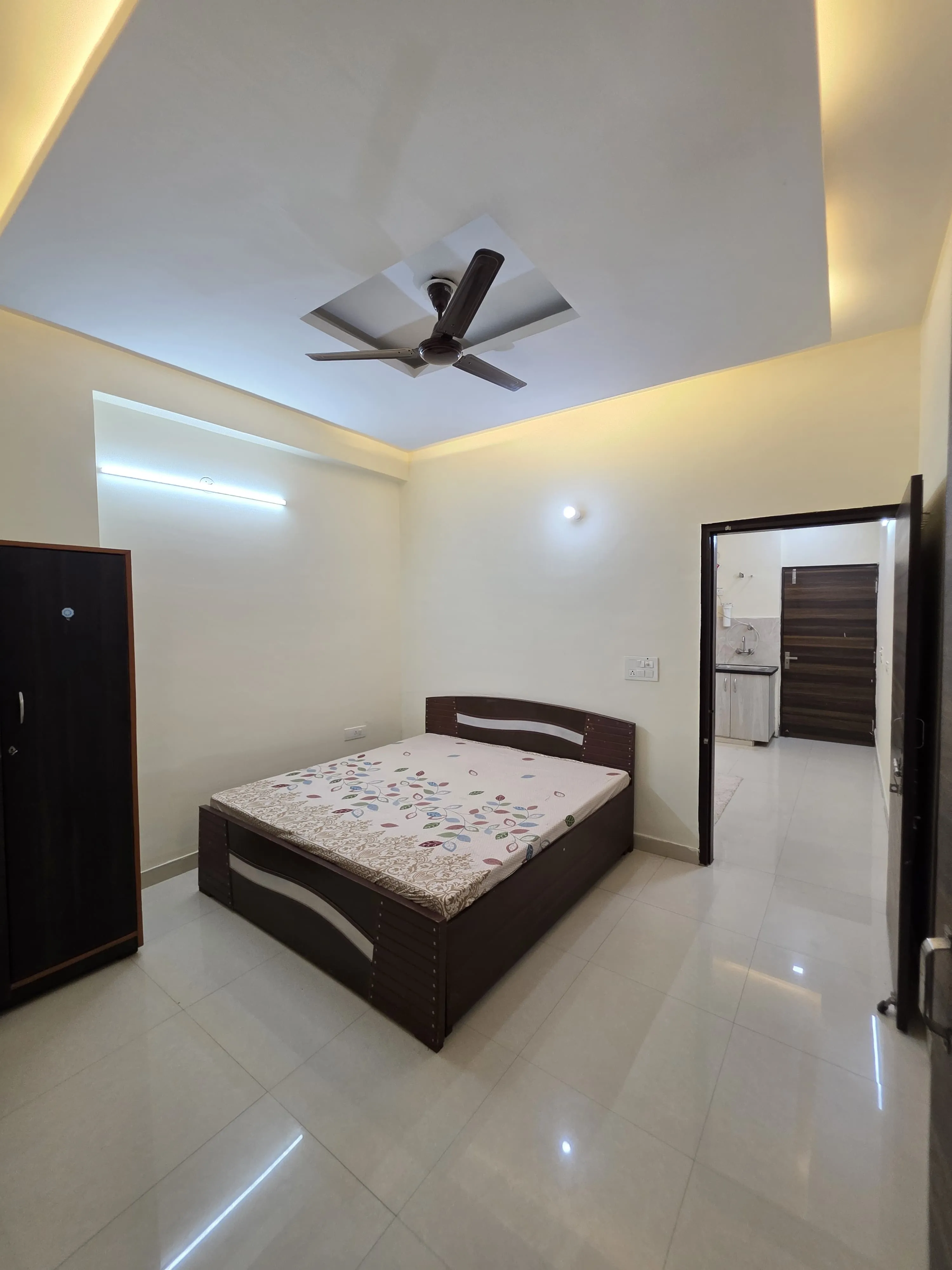 1 BHK Fully Furnished Independent Floor for rent in Sector 40 Gurugram