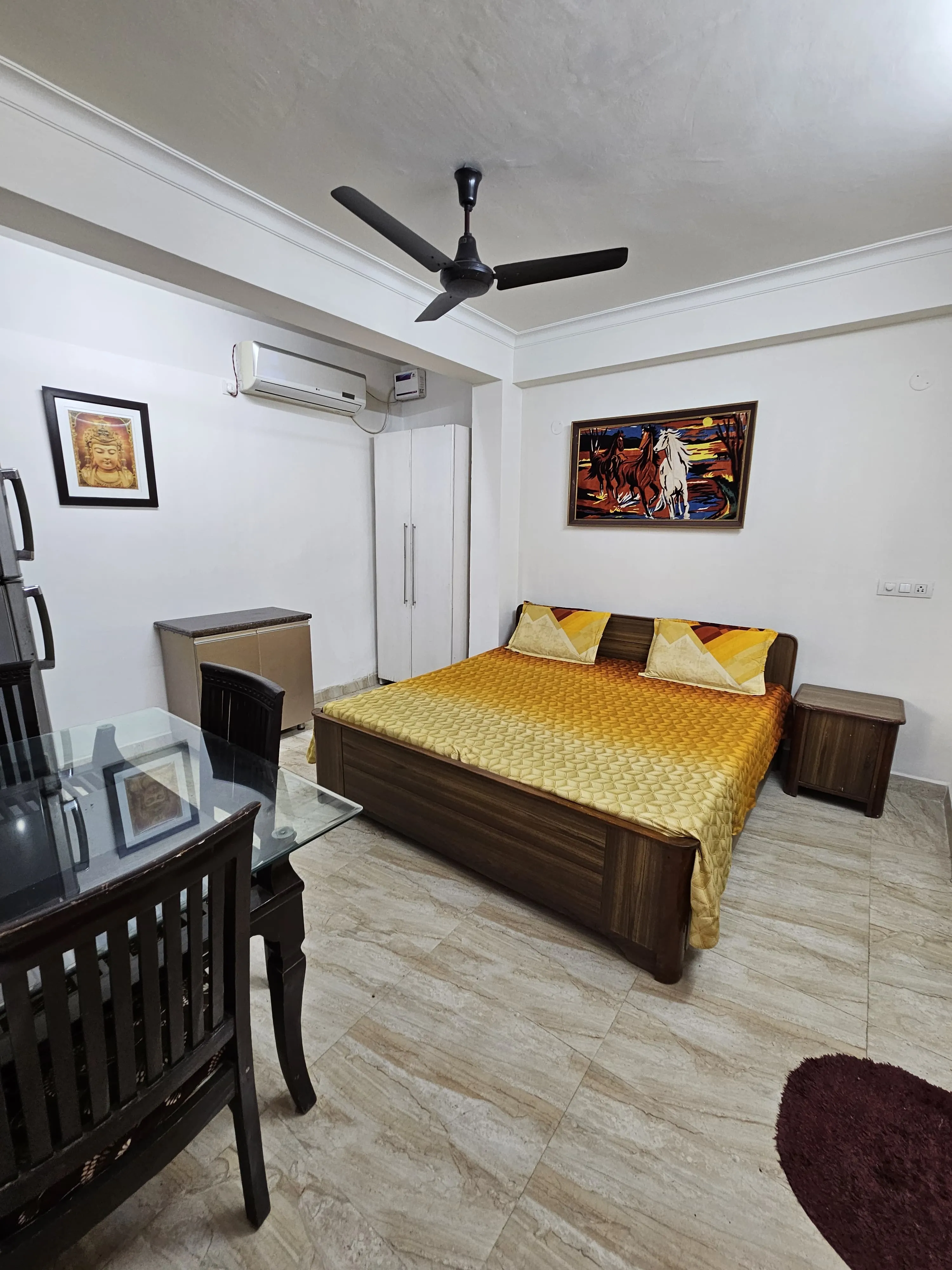 1 Rk Fully Furnished Independent Floor for rent in Sector 57 Gurugram