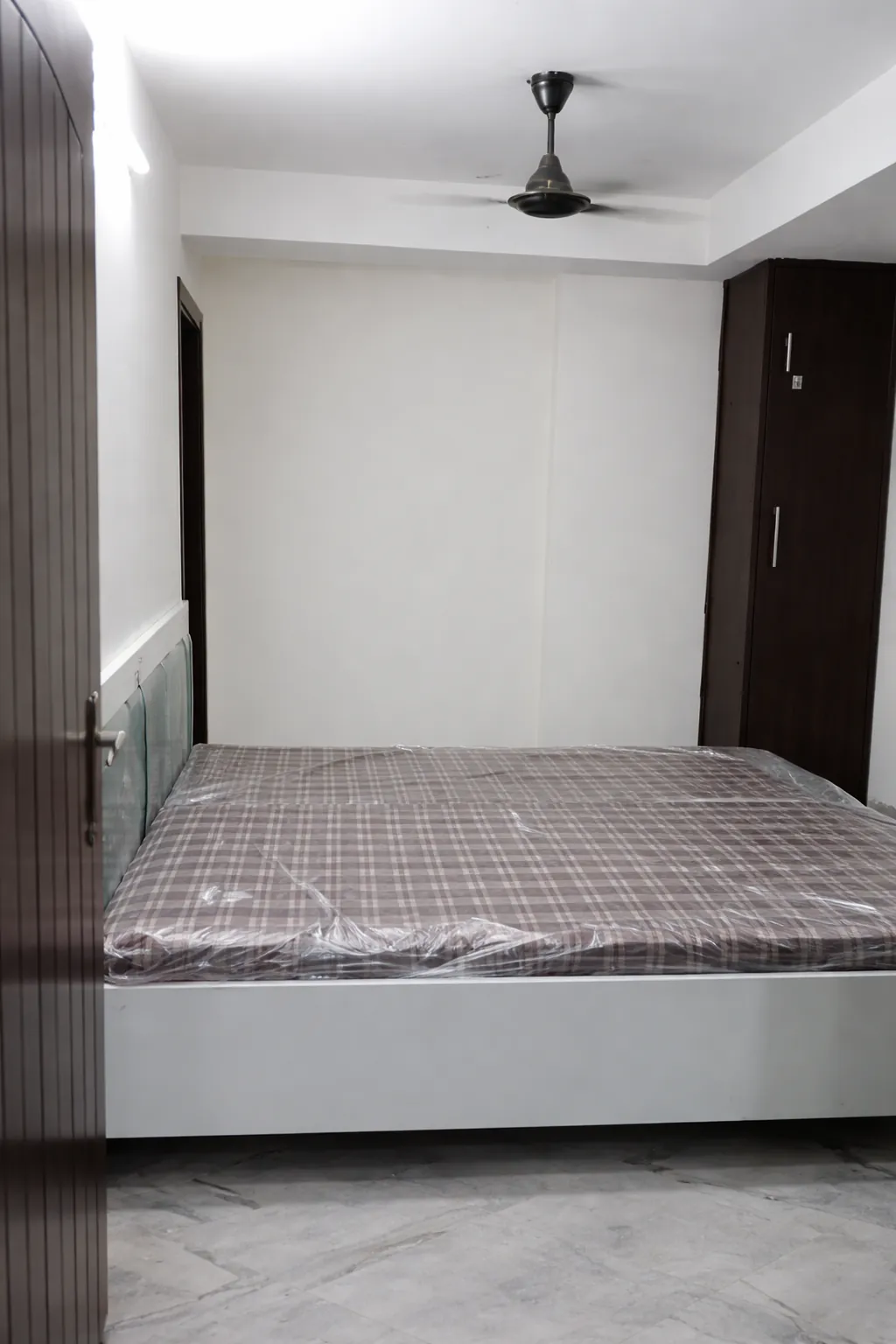 1 Rk Fully Furnished Independent Floor for rent in Sector 56 Gurugram