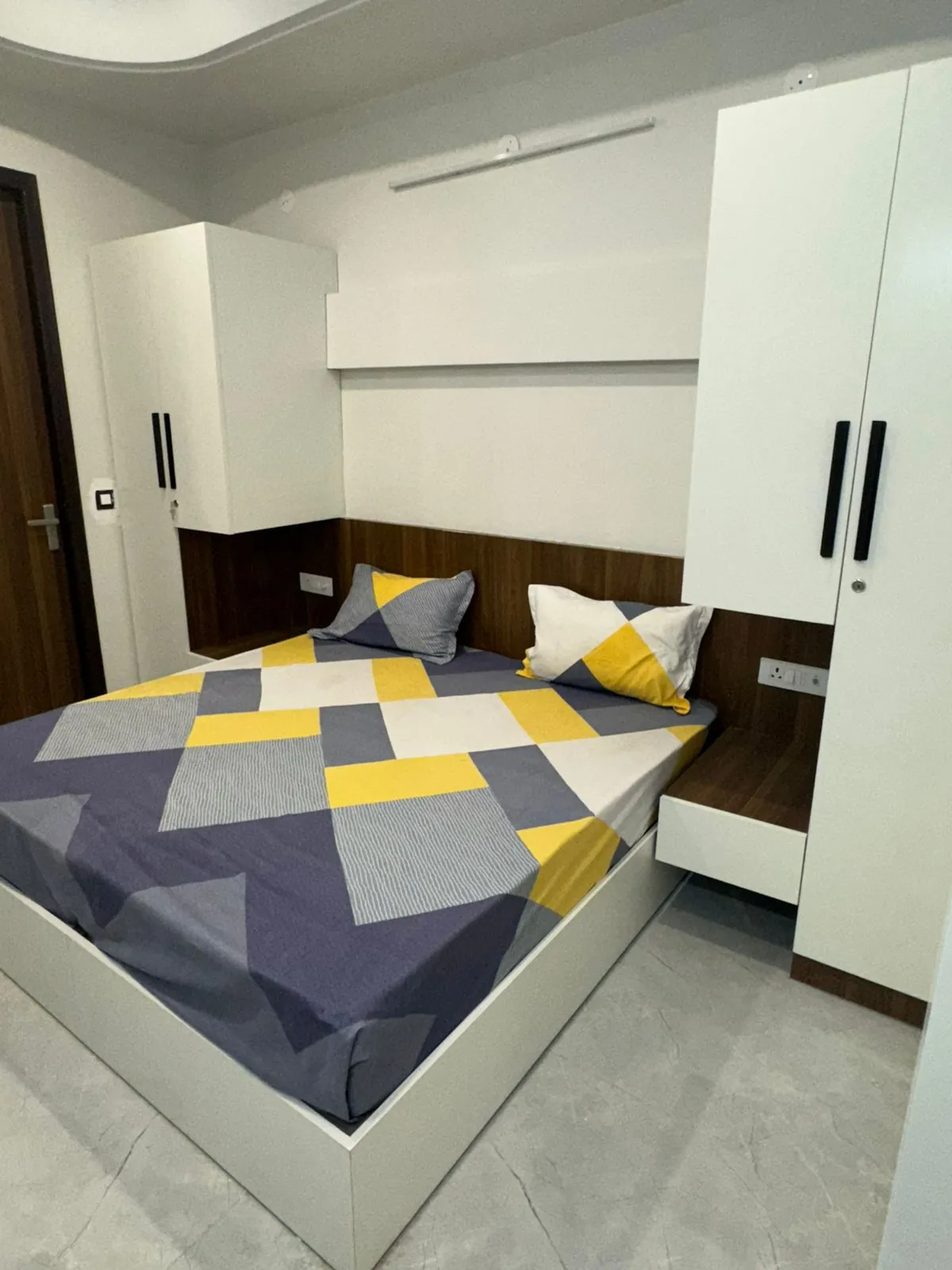 1 Rk Fully Furnished Independent Floor for rent in Sector 39 Gurugram