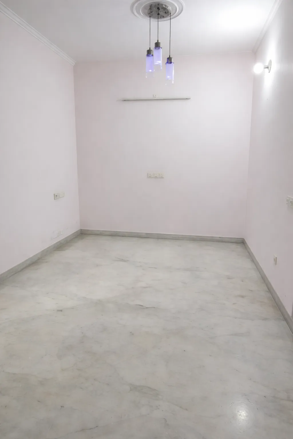 1 BHK Semi Furnished Apartment for rent in Sector 51 Gurugram