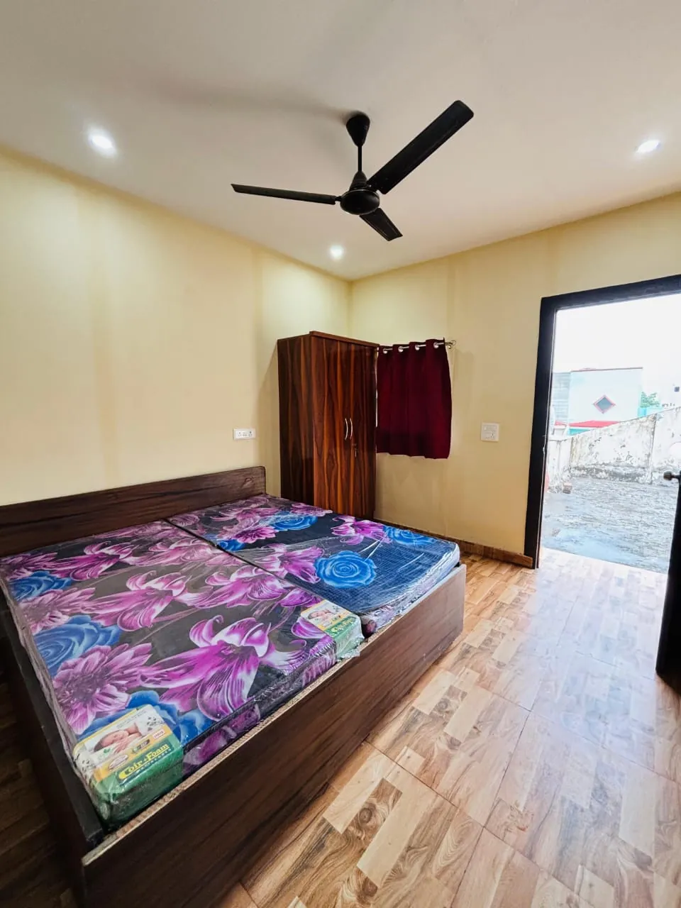 1 BHK Independent Floor