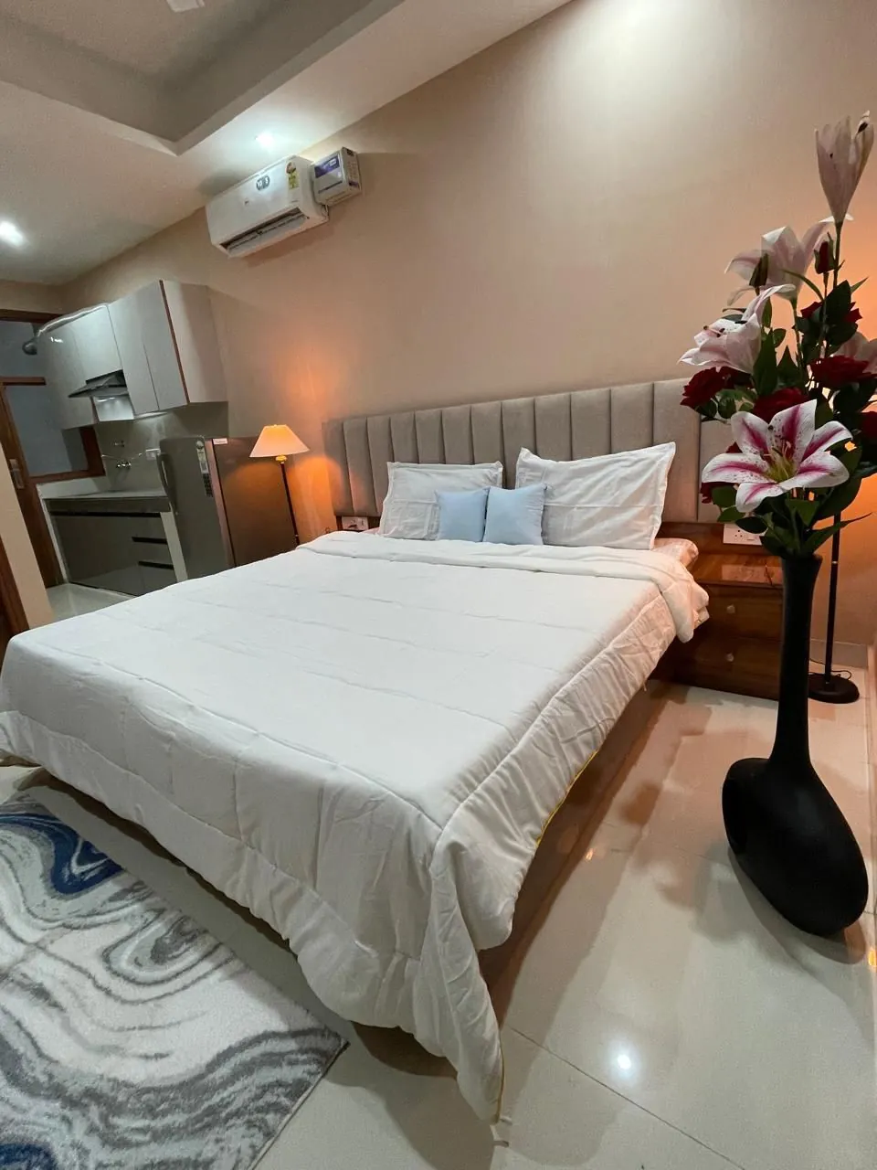 1 Rk Fully Furnished Room for rent in no.312 Plot Gurugram