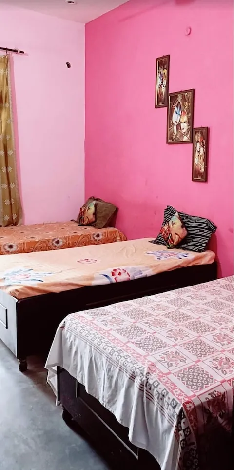 Hari Roop Pg for Girls
