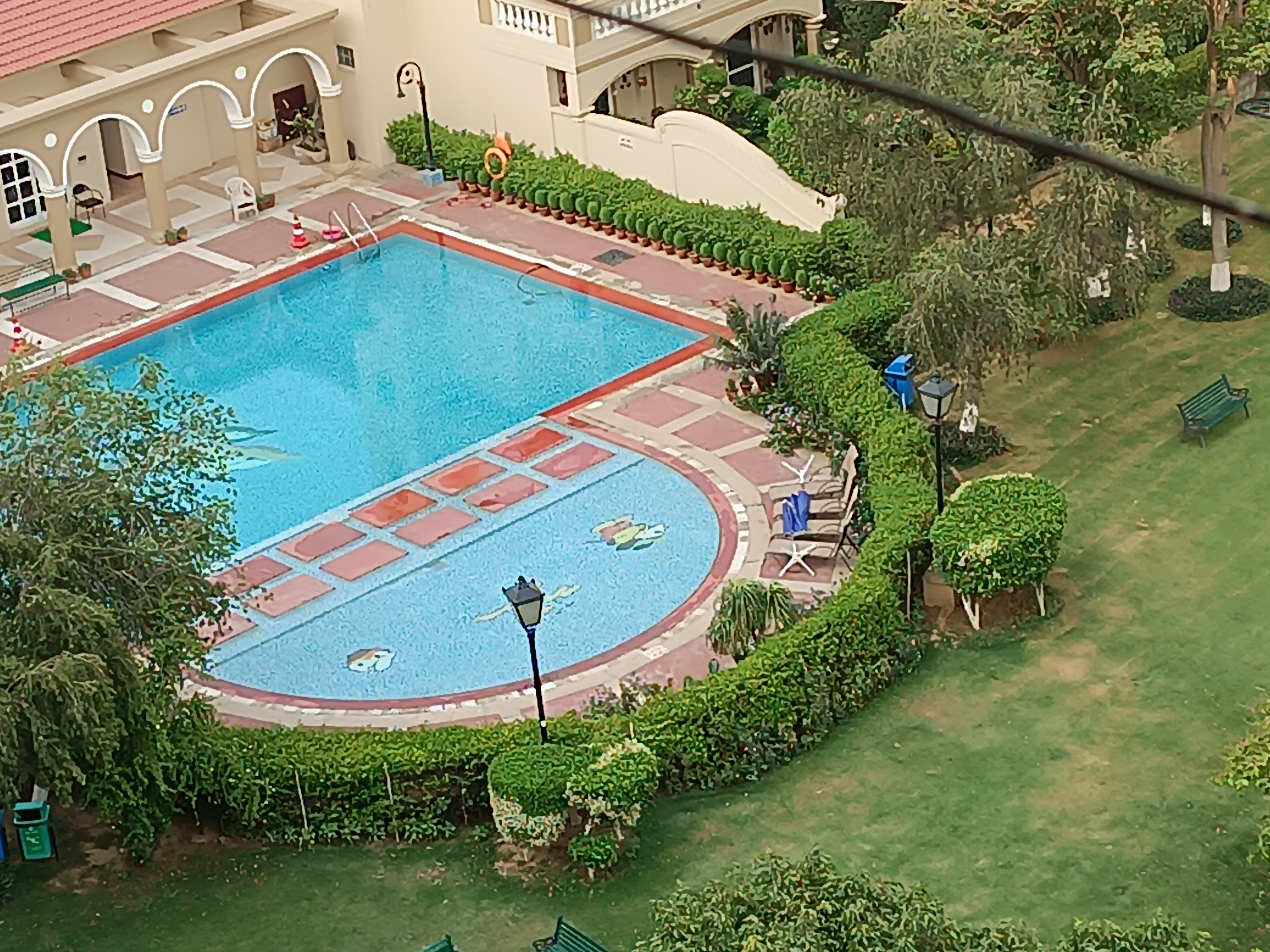 4 BHK Semi Furnished Flat for Rent in Gurugram