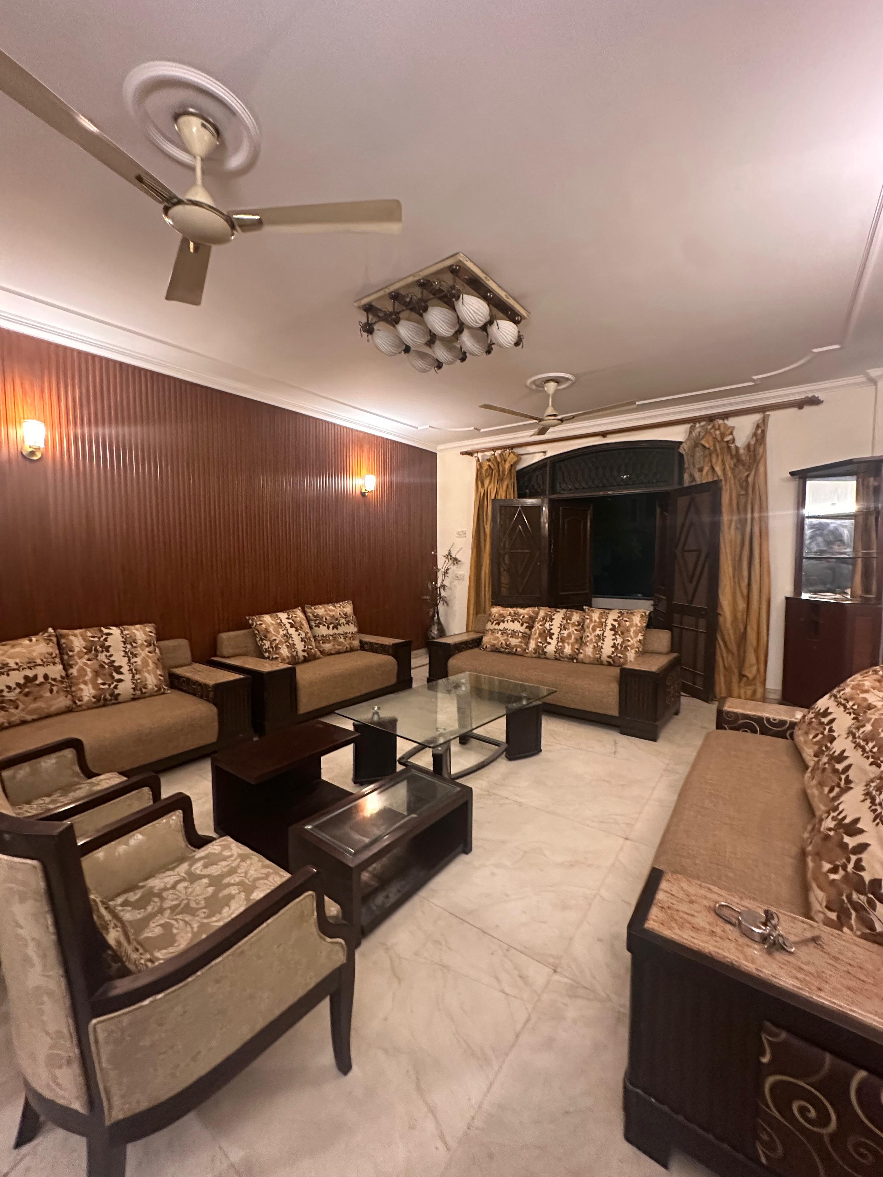 4 BHK Fully Furnished Builder Floor for rent in Akashneem Marg Gurugram