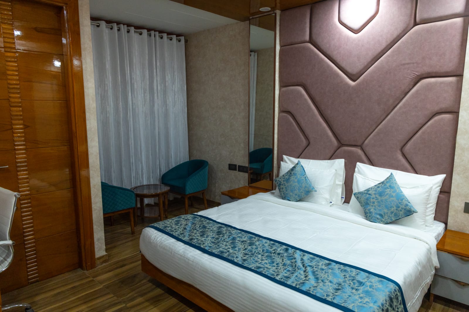 Fully Furnished Co-Living for rent in Lane No. Gurugram