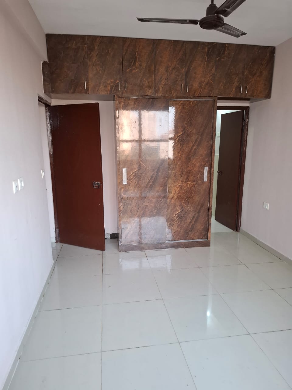 2 BHK Semi Furnished Flat for Rent in Sector 86, Gurgaon