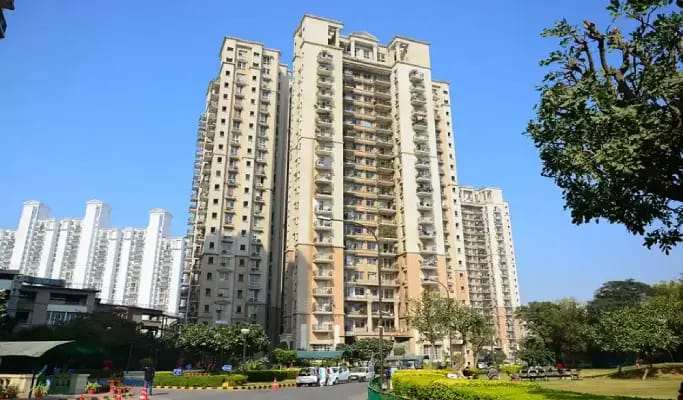 3 BHK Semi Furnished Apartment in Sector 27,Gurugram