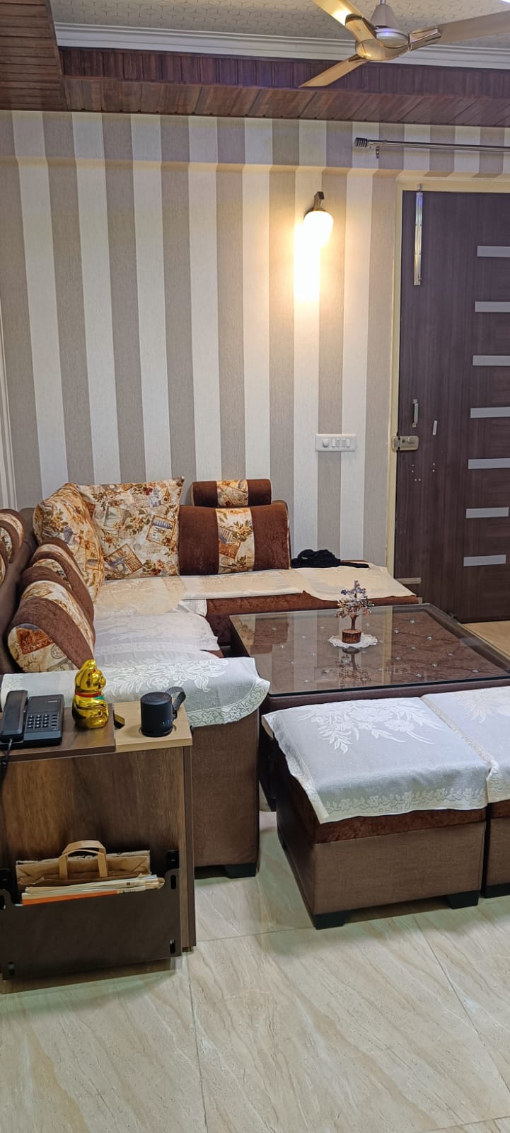 2 BHK Furnished Flat for Rent in Panchsheel Greens 2, Ghaziabad