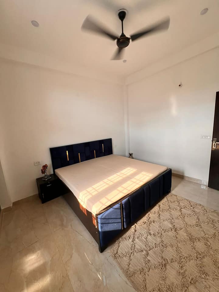 3 BHK Flat for Rent in Sector 50, Gurgaon