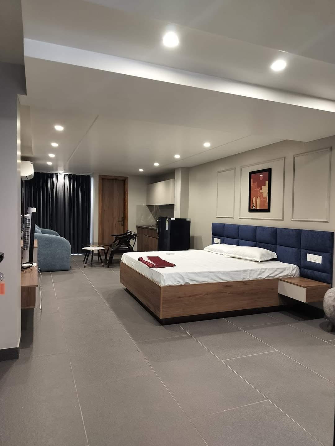 1 RK Furnished Flat for Rent in Sector 43, Gurugram