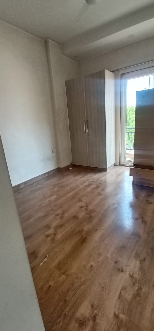 3 BHK Semi Furnished Builder Floor in Sector- 49,Gurugram