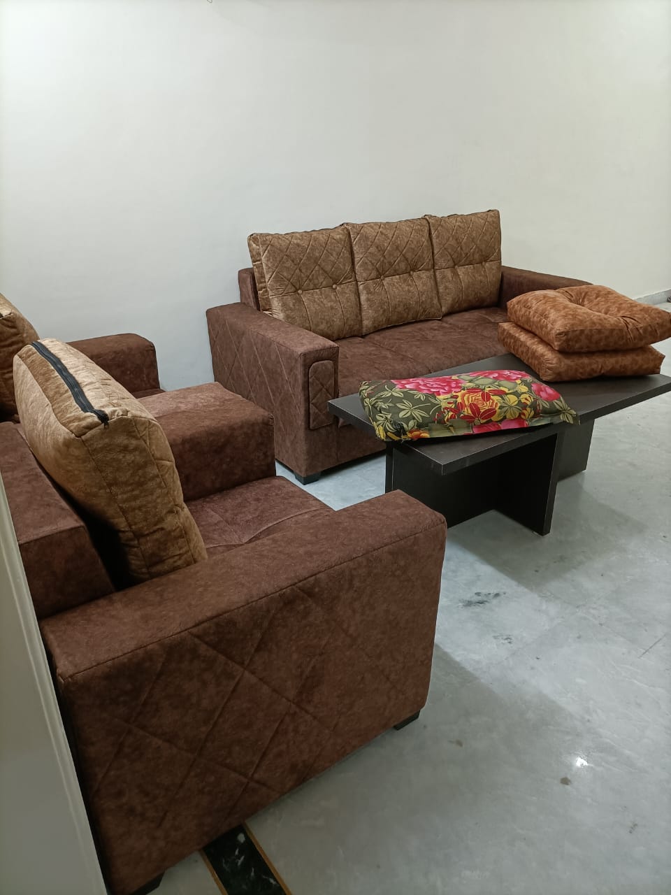 2 BHK Fully Furnished Builder Floor for Rent in Sector 43, Gurgaon