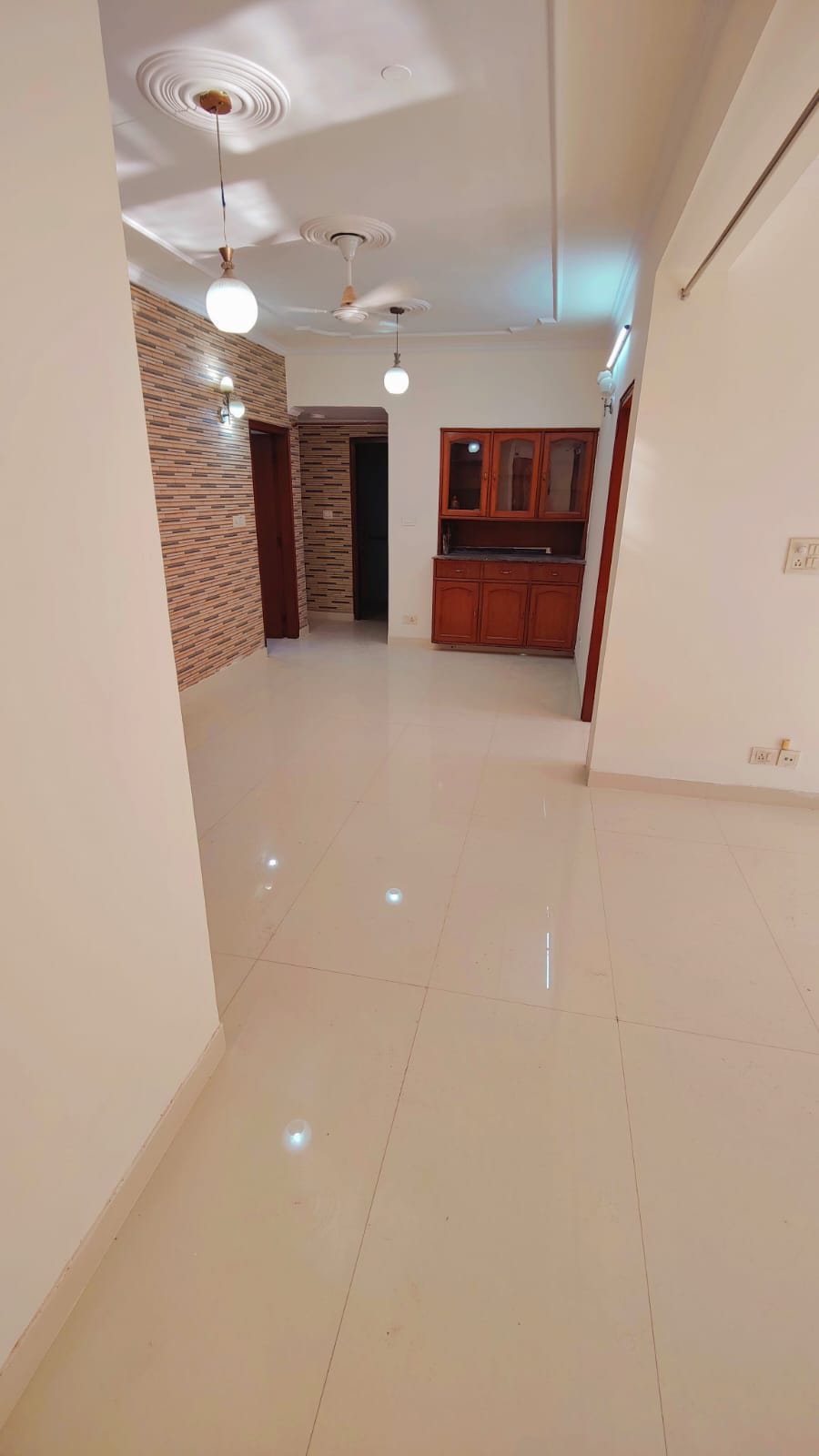 2 BHK + 1 Semi-Furnished Flat on Rent in Dwarka Sector 18A, Delhi