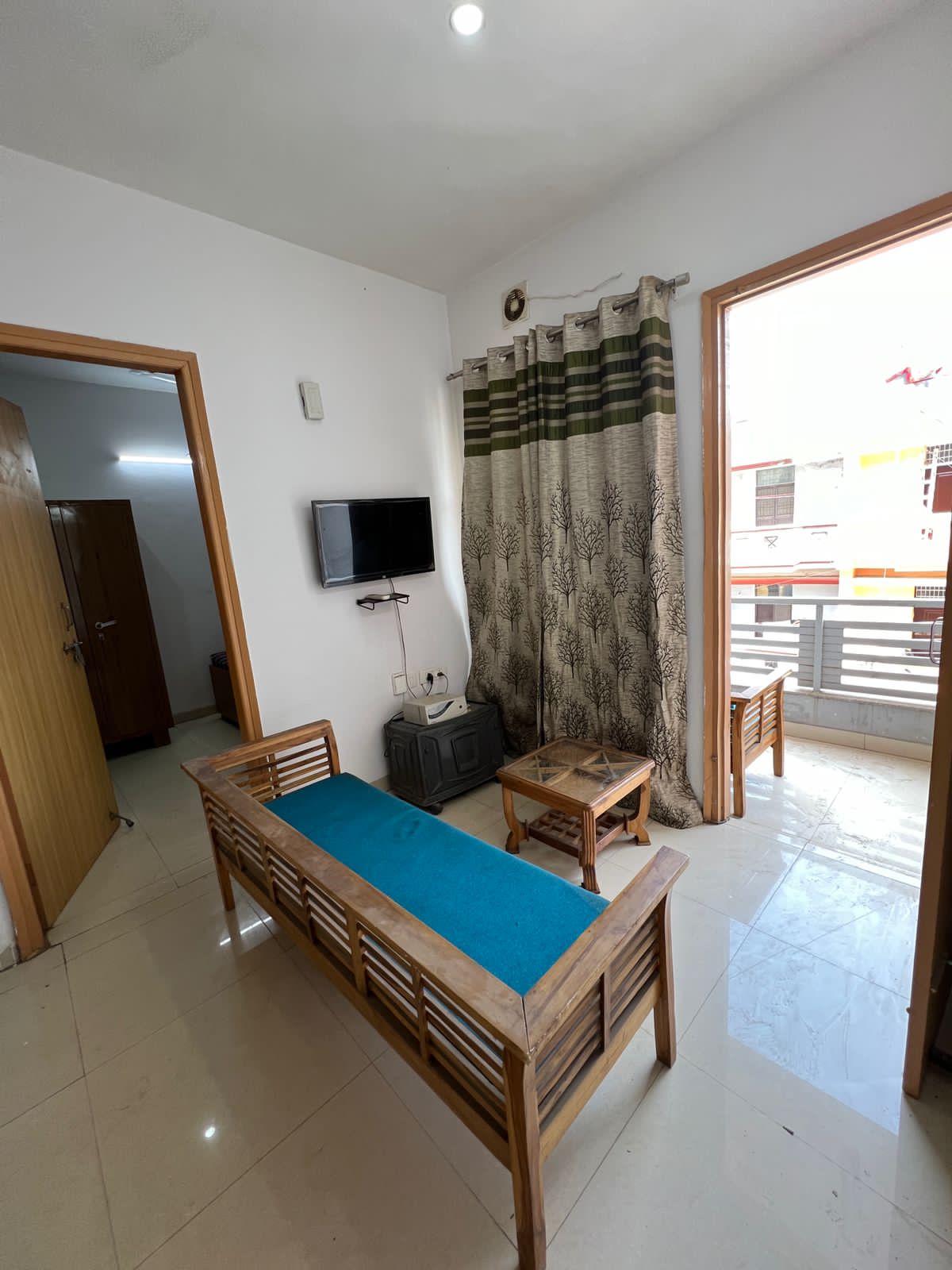 1 BHK Furnished Builder Floor for Rent in Sector 51, Gurugram