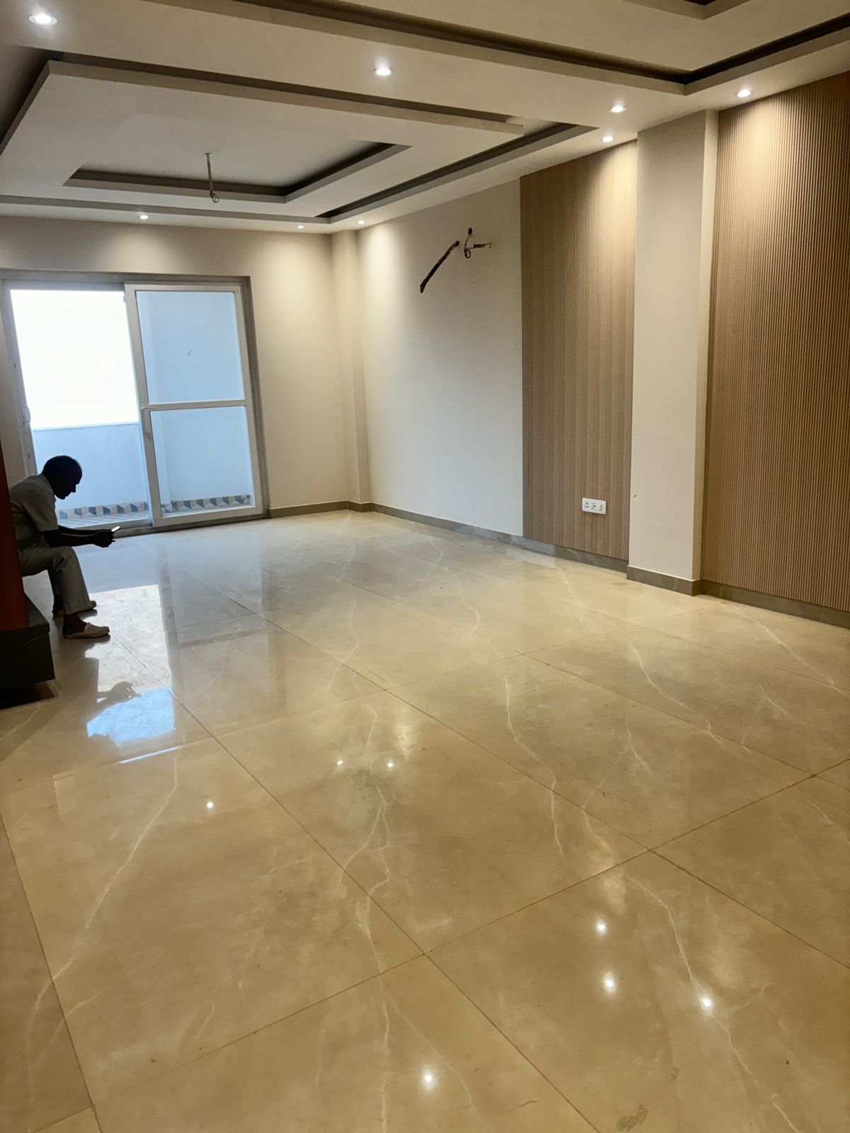 3 BHK Furnished Apartment in Sector 42, Gurgaon