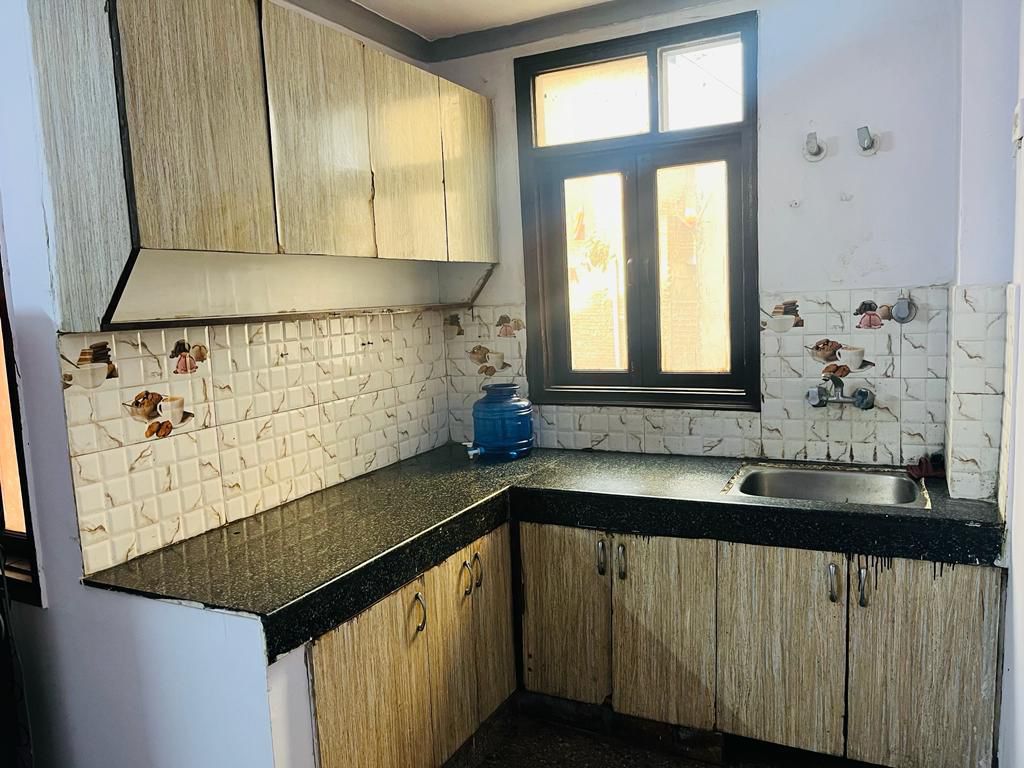 1 BHK Furnished Flat for Rent in Neb Sarai, New Delhi