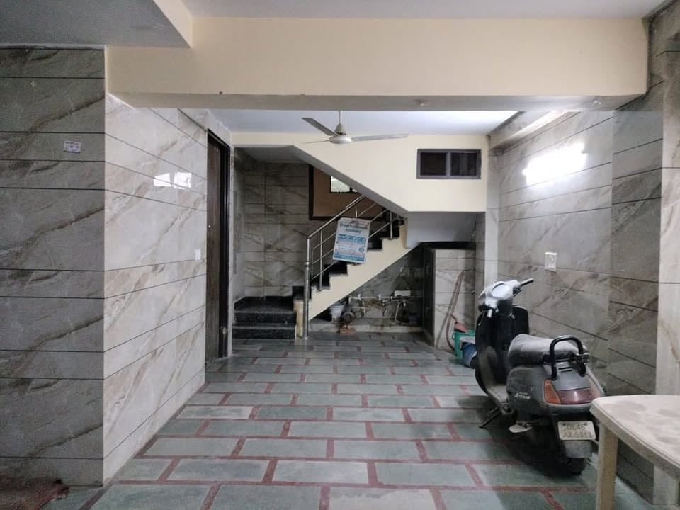 1 BHK Fully Furnished Flat on Rent in Sector 12, Dwarka, Delh