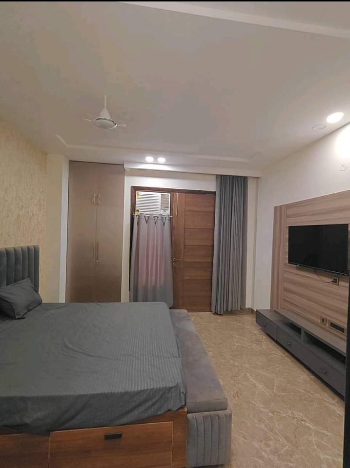 2 BHK Furnished Flats for Rent in Sector 43, Gurgaon