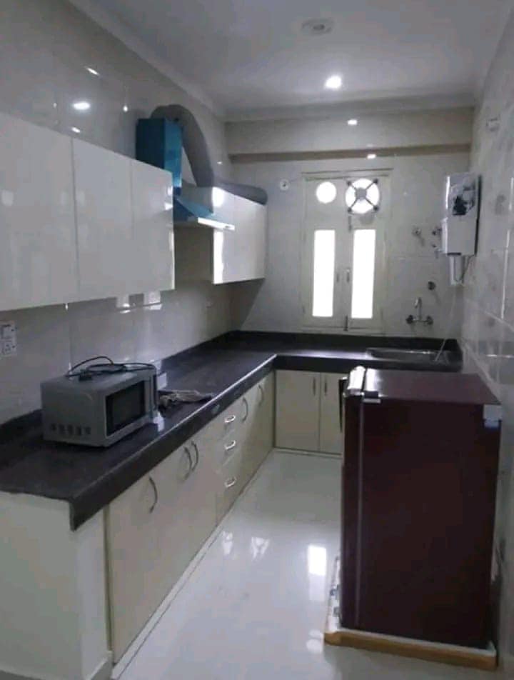 3 BHK Semi-Furnished Builder Floor for Rent in Sector 6 Dwarka, Delhi