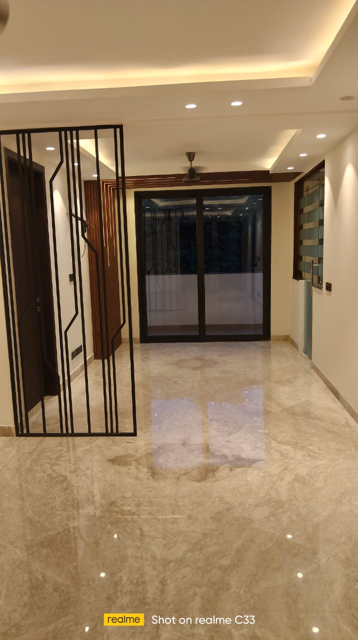 Sector 45, Gurgaon: 3 BHK Furnished Flat for Rent - Move-In Ready