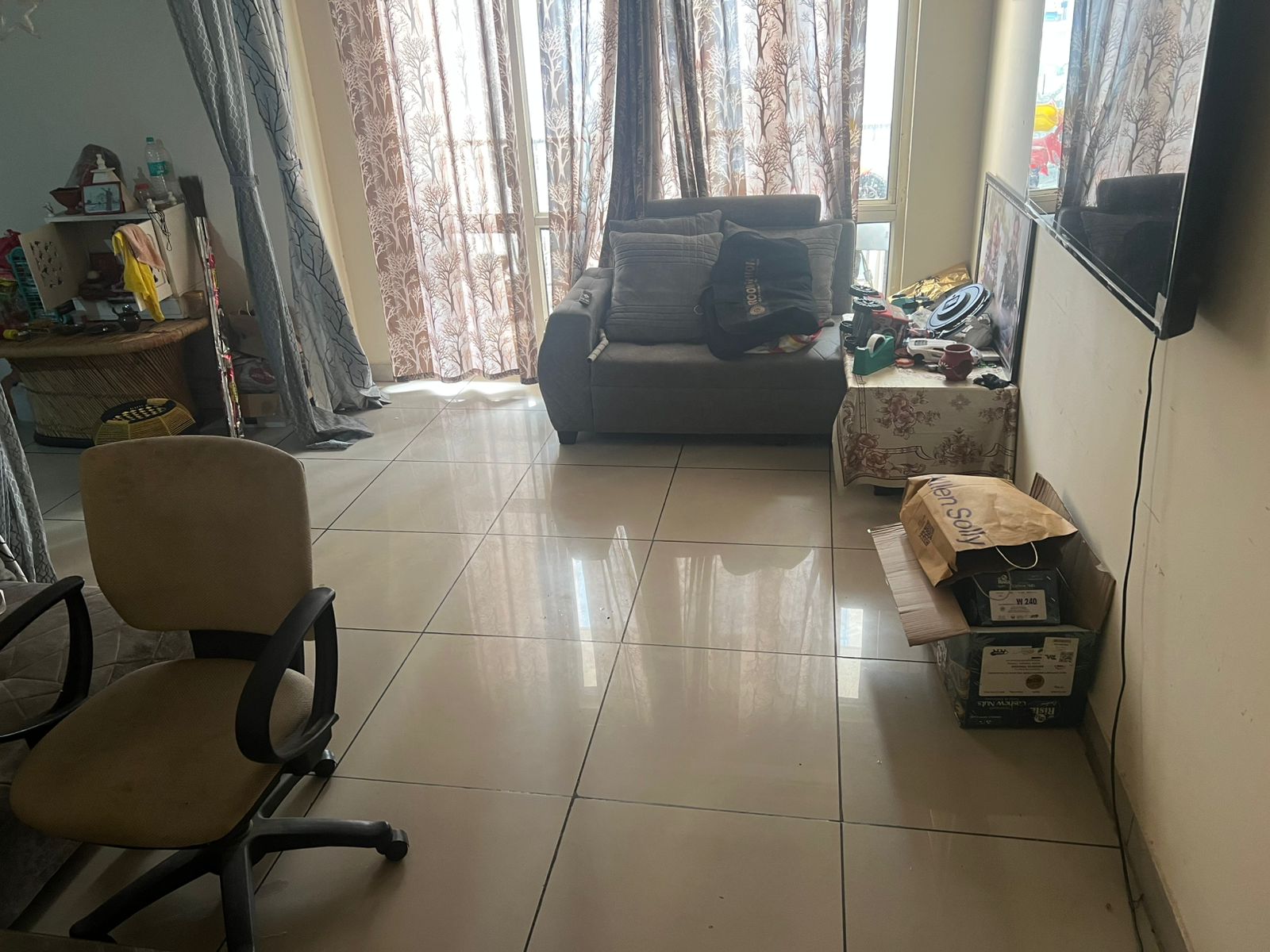 2 BHK Apartment for Rent in Panchsheel Green 1, Noida