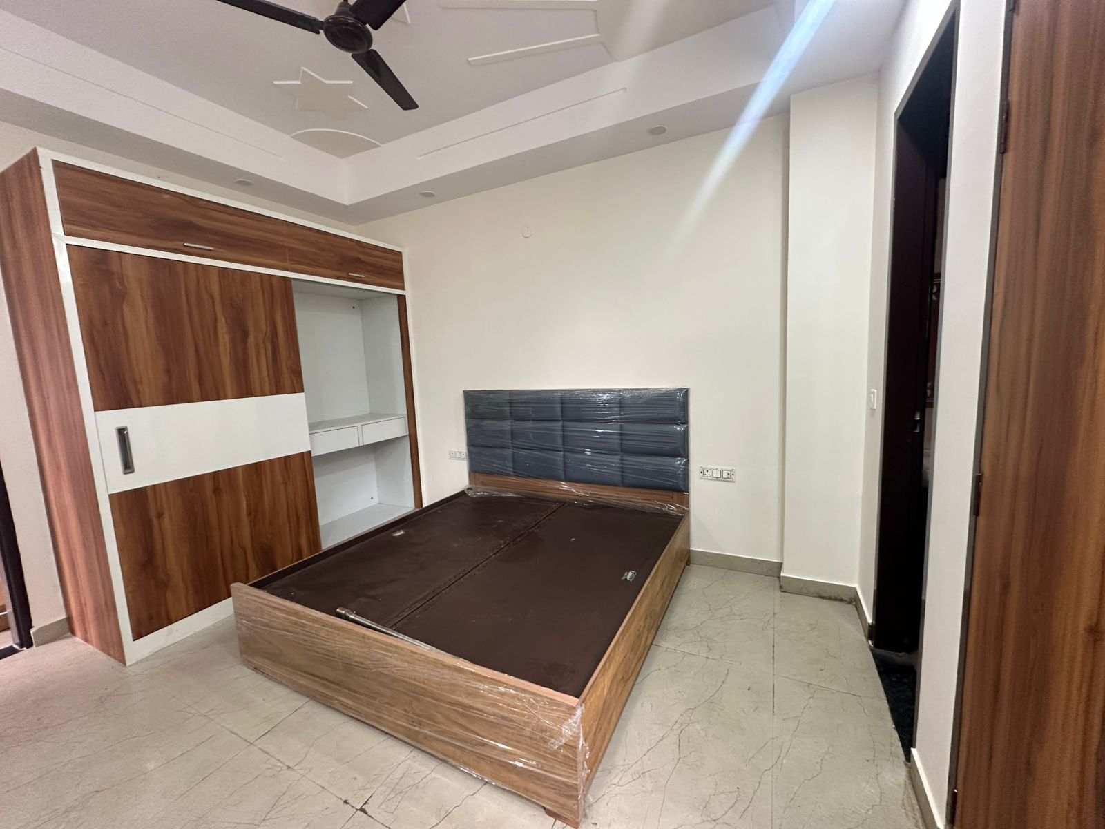 2 BHK Furnished Builder Floor for Rent in Sector 51, Gurugram