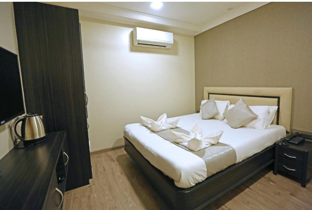 Girls PG for Rent in Sector 43, Gurgaon