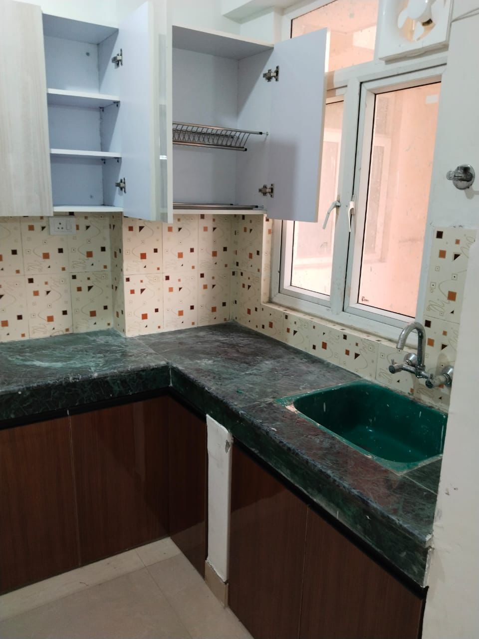 3 BHK Semi Furnished Apartment for Rent in Bajghera, Gurugram