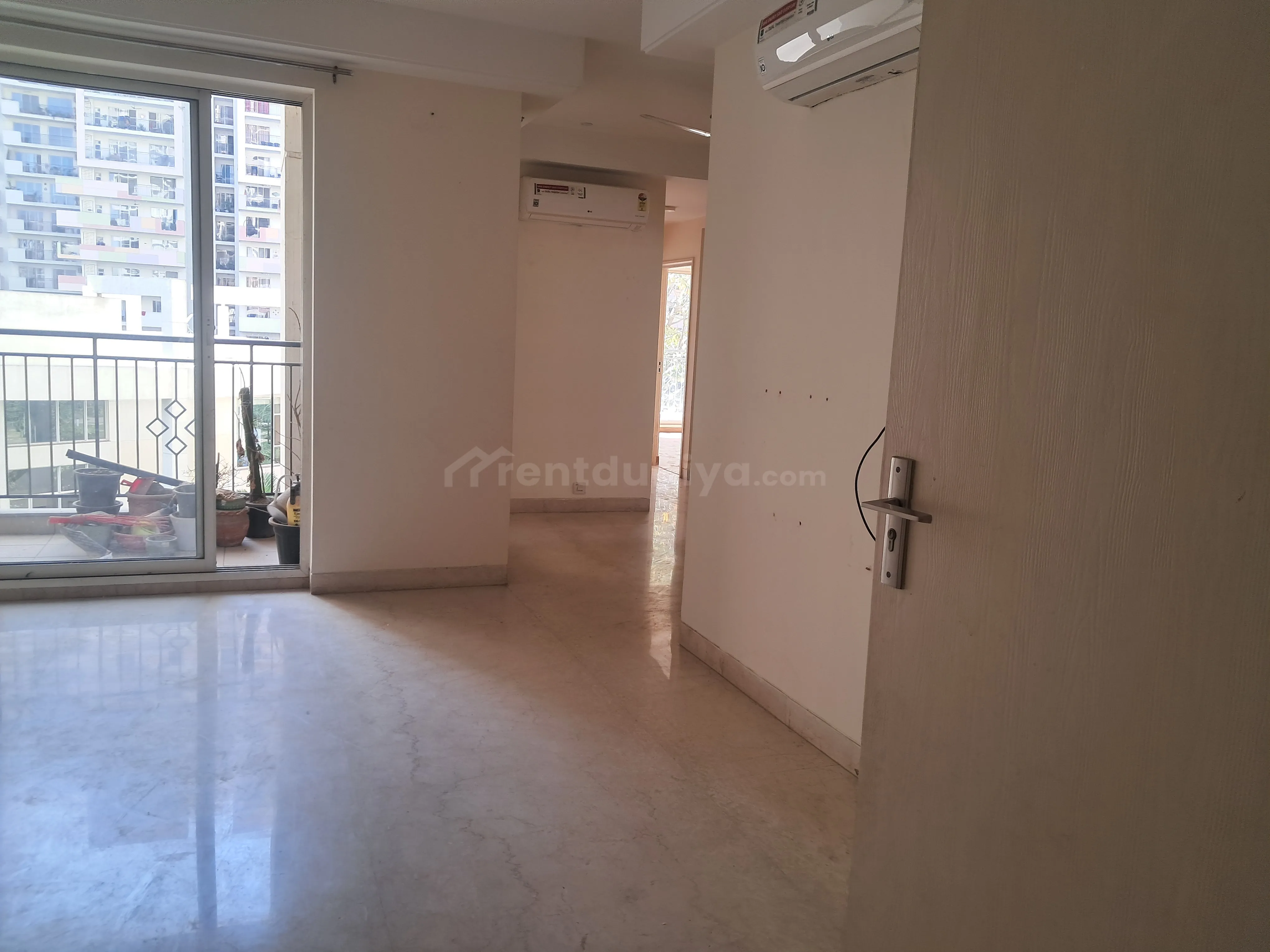 3 BHK Semi Furnished Flat for Rent in Sector 92, Gurugram