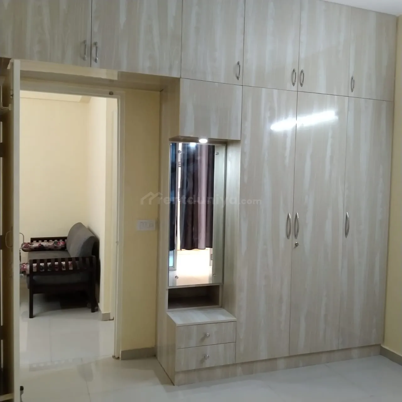 2 BHK Semi Furnished Flat for Rent in Gurugram