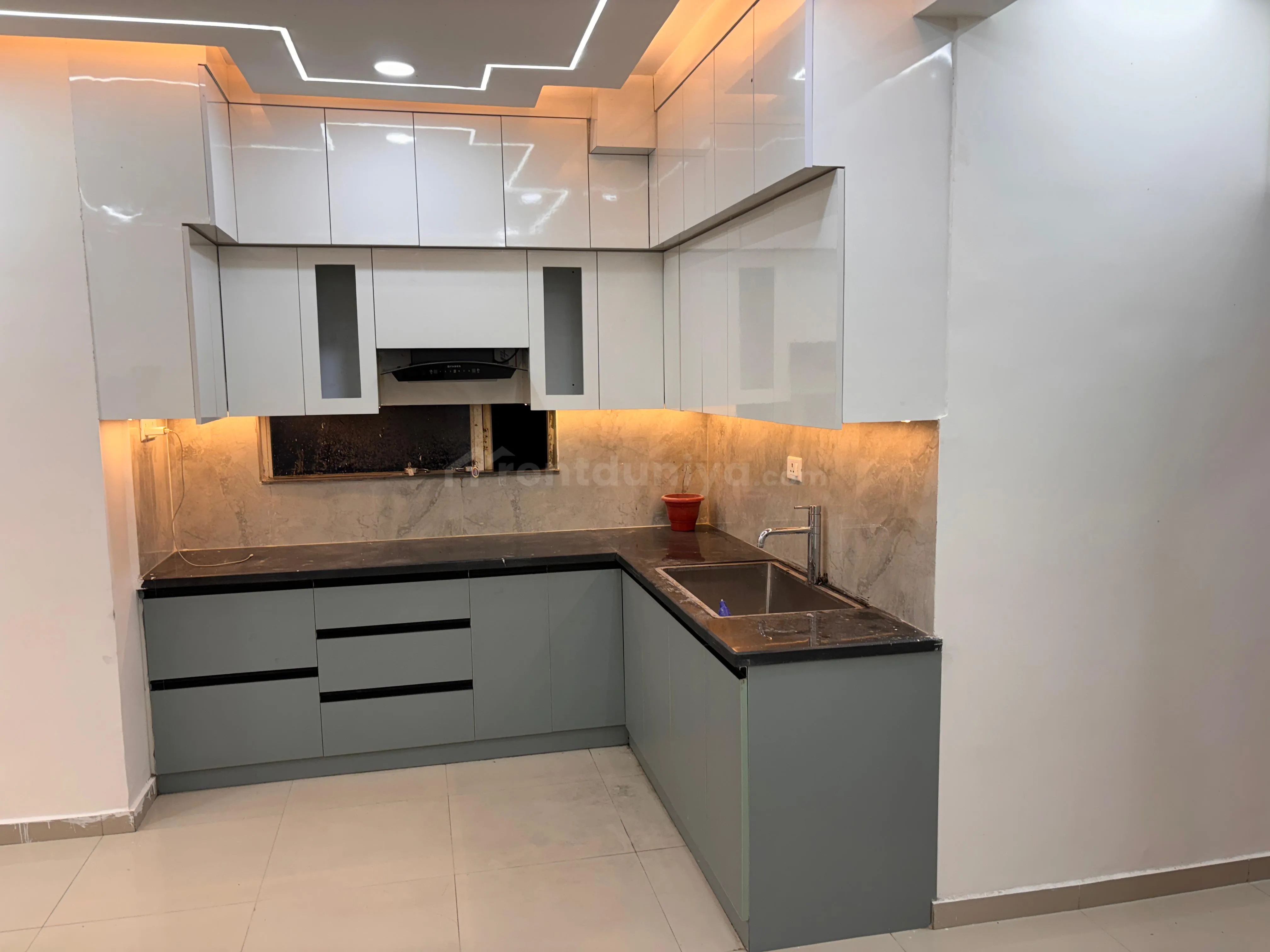 2 BHK Semi Furnished Flat for Rent in Gurugram