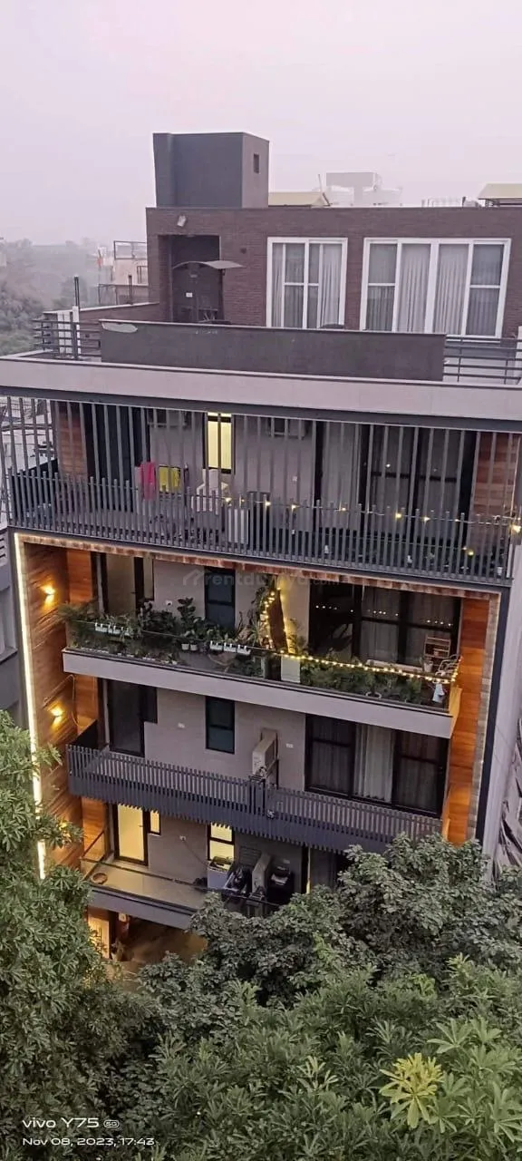 1 BHK Fully Furnished Builder Floor for rent in Block C Gurugram