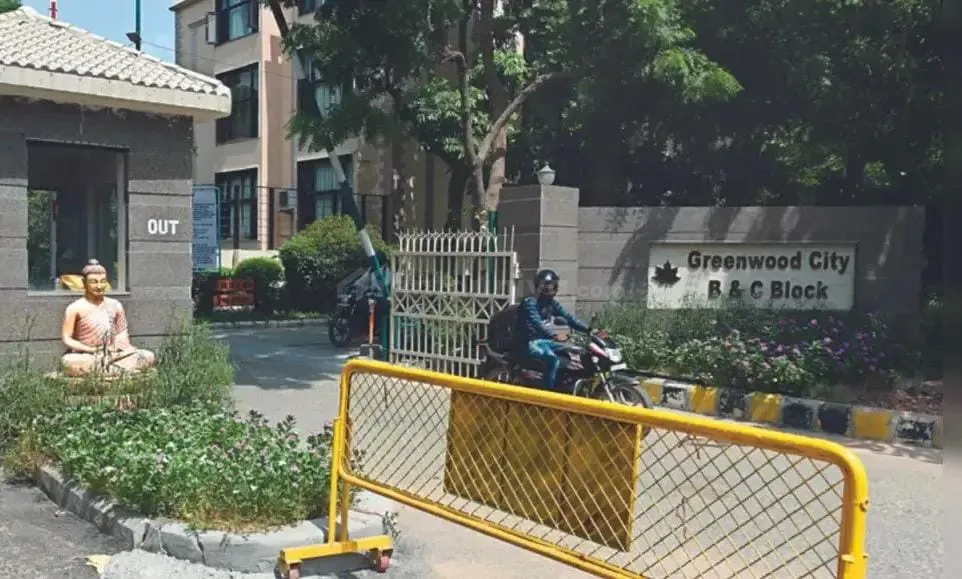 3 BHK Semi Furnished Apartment for rent in Greenwood City Gurugram