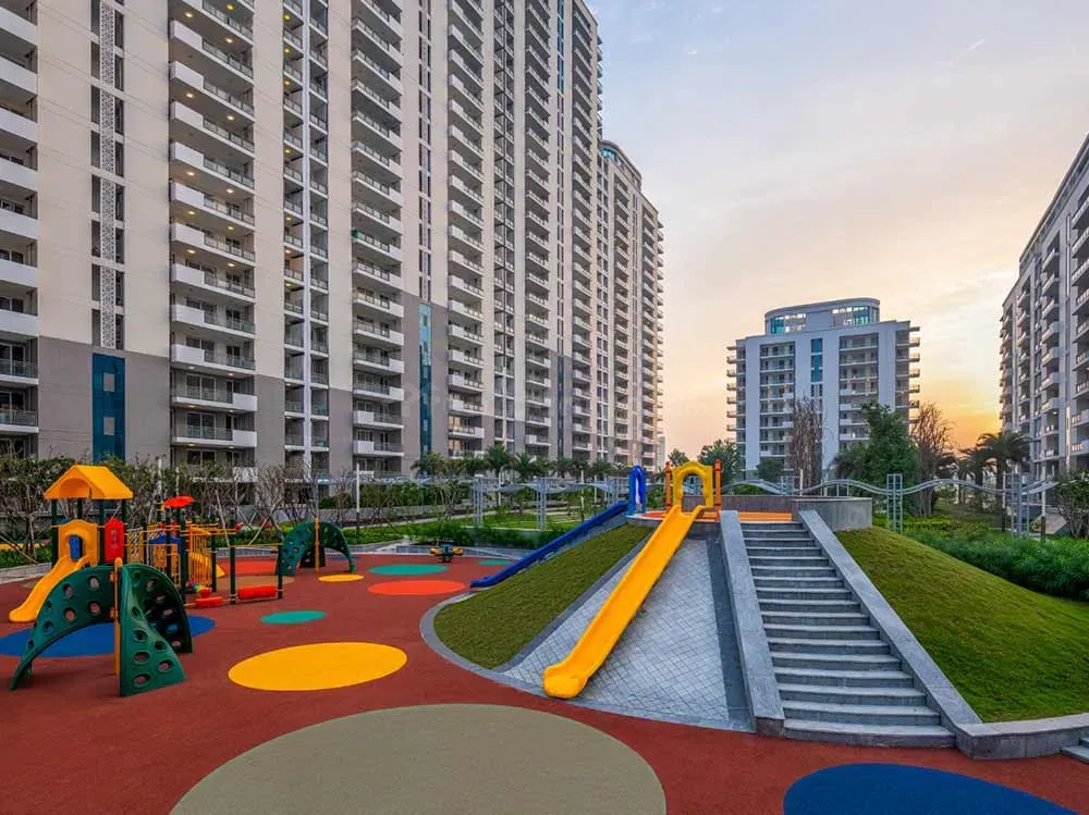 3 BHK Semi Furnished Apartment for rent in Sector 81 Gurugram